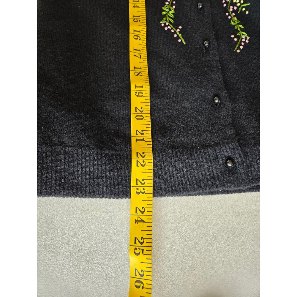 Vtg 60s 70s Black Lambswool Floral Embroidered Cardigan S Folk Art Cottage Fairy - Picture 9 of 11